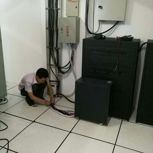 ups不間斷電源哪里有賣 ups不間斷電源哪里有賣